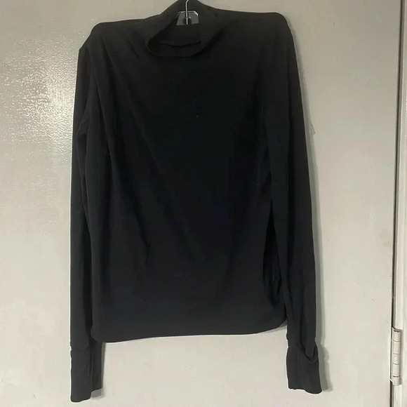 Lululemon running turtleneck - Picture 4 of 7